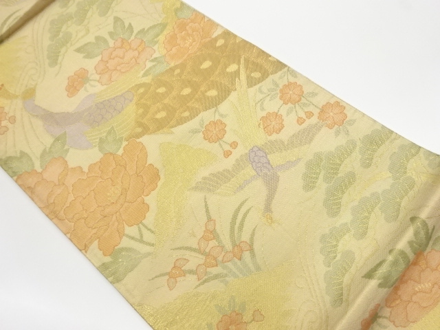 リサイクル　孔雀に松・花鳥模様織出し袋帯